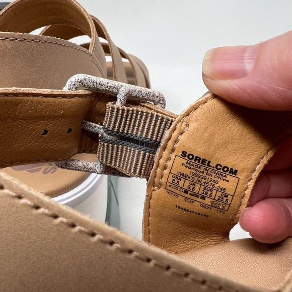 Sorel Tan and White Women's Sandals - Picture 10 of 11